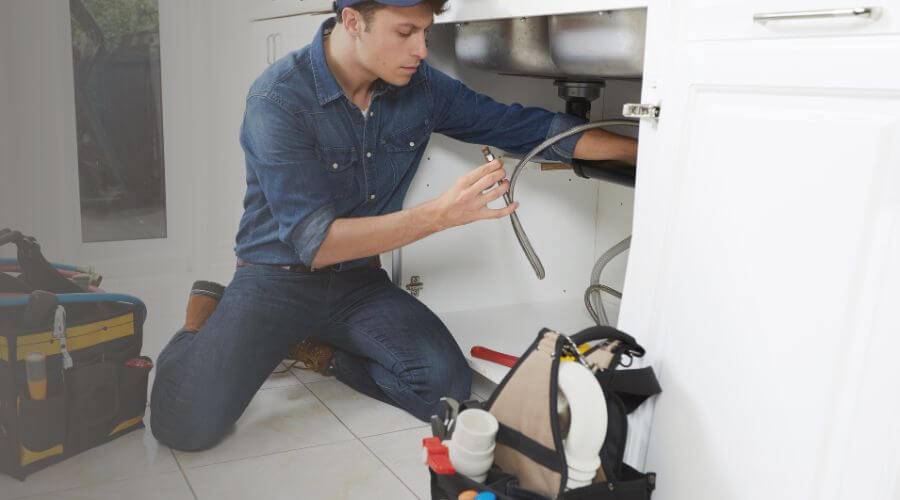 Professional same day plumber in Iola, TX